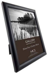 MCS INDUSTRIES 42305 5x7 FASHION BULLNOSE WOOD PICTURE FRAME - BLACK FINISH